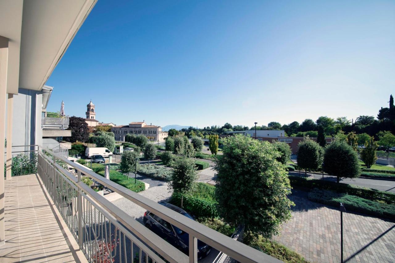 Apart-Hotel La Rocchetta Padenghe sul Garda Extérieur photo