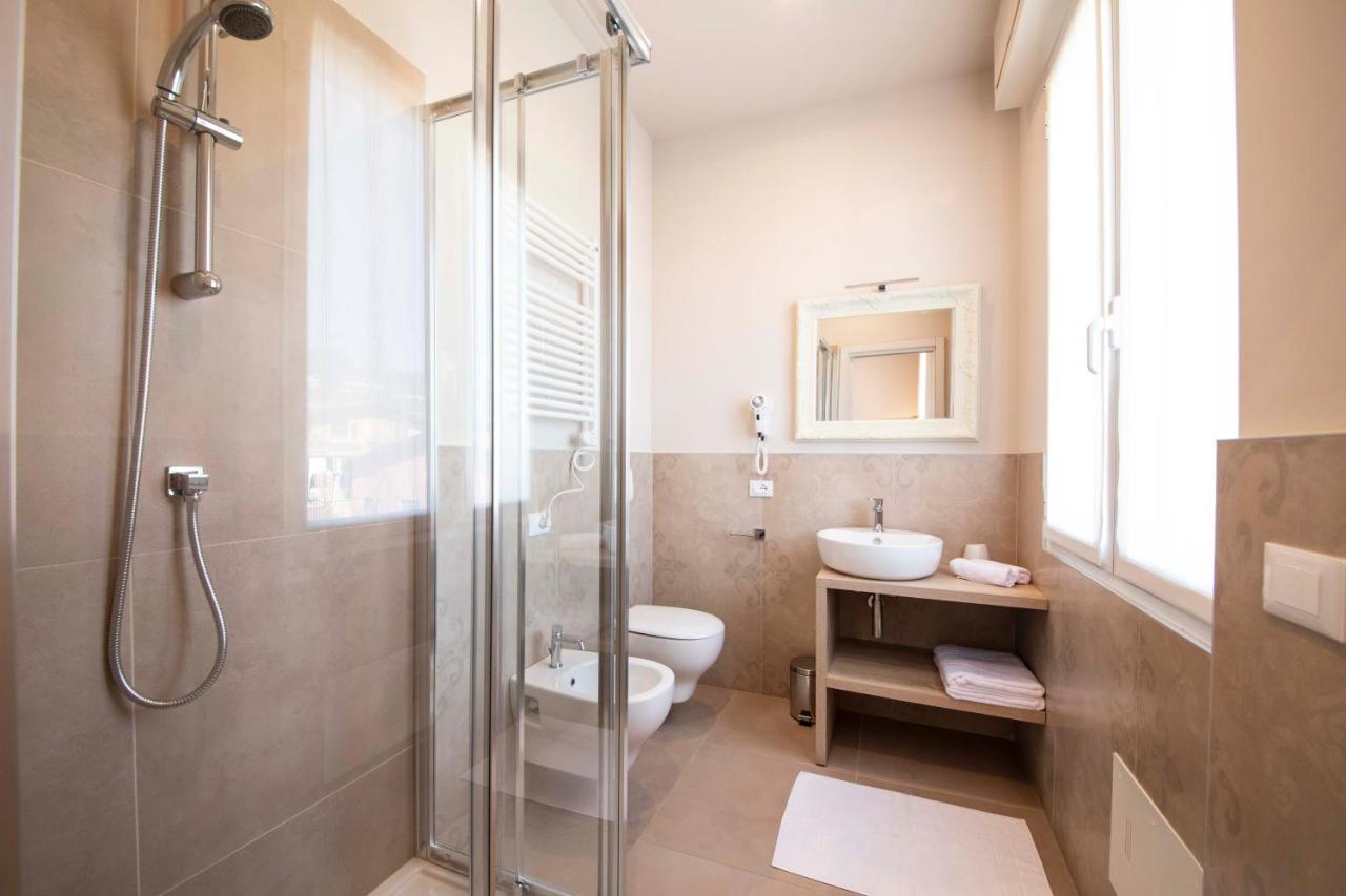 Apart-Hotel La Rocchetta Padenghe sul Garda Extérieur photo